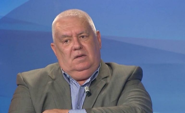 NDARJA NGA JETA E LUAN HAJDARAGËS/ Fatmir Mediu mesazh ngushëllues familjes: Politikan model…