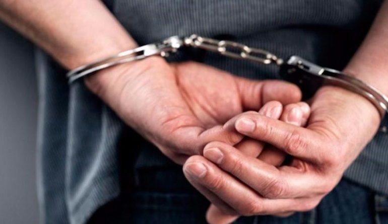 NDODH NË TIRANË/ 24 vjeçari KAPET me drogë. Si e “futi” edhe shokun e tij në planin e…