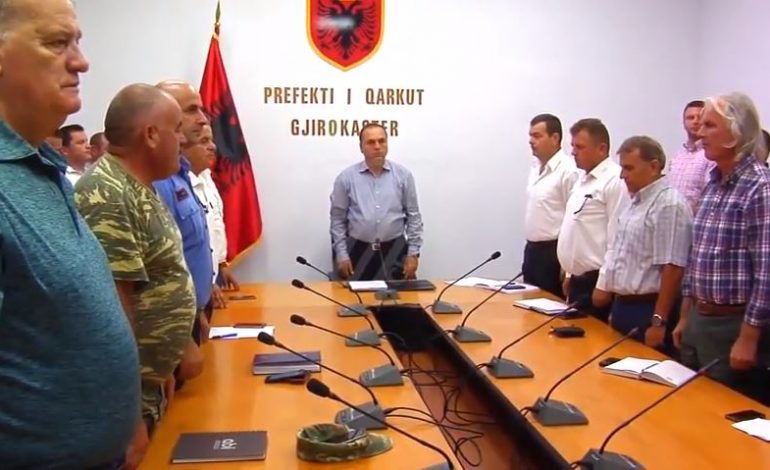 ZJARRET NË GREQI/ Prefektura Gjirokastër mban NJË MINUTË heshtje për viktimat