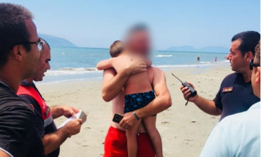 NDODH NE VLORE/ Prindërve u humb fëmija 4-vjeçar në plazh, pas disa orësh policia… (FOTO)