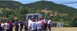 Makina përplas motorin në Fushë-Arrëz, 32-vjeçari transportohet me helikopter në Tiranë (EMRI)