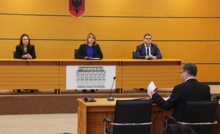 “SITA” E VETTINGUT/ Prokurori Elsion Sadiku del para Komisionit të Pavarur të Kualifikimit: Nuk ka fshehur pasuri