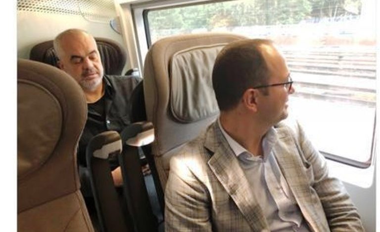SAMITI I NATO/ Rama dhe Bushati me tren nga Londra drejt Brukselit