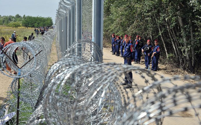 ÇËSHTJA E REFUGJATËVE/ Hungaria tërhiqet nga traktati botëror i OKB-së për migrantët
