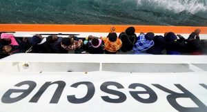 Spanja kritikon qëndrimin e Italisë për krizën e migrantëve