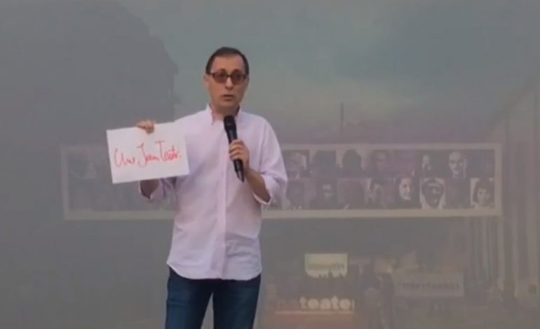 PROTESTA PËR TEATRIN/ Reagon Adi Krasta: Nëse marrëzia shkon deri në fund, është fillimi i…