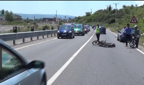 E FUNDIT/ Aksident në autostradën Tiranë-Durrës. PLAGOSET një person…