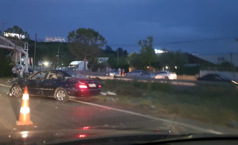 TRE MAKINA AKSIDENT NË AUTOSTRADË/ Zbardhen DETAJET e reja: 25-vjeçari që vdiq ishte duke ecur me… (VIDEO)