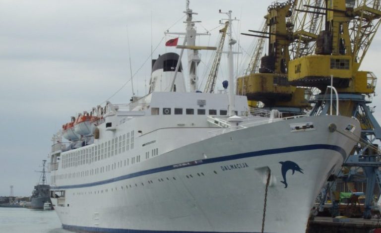 Transporti detar i pasagjerëve, me rritje dyshifrore