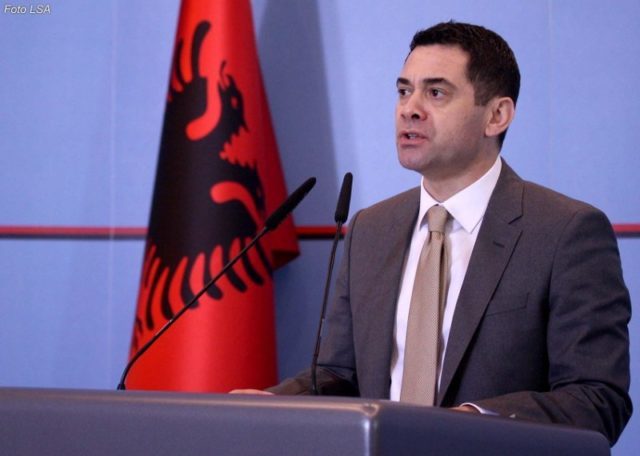 Kritikat në raportin e DASH, përgjigjet Amhetaj: PPP përdoret në të gjithë botën, nuk u shpik në Shqipëri