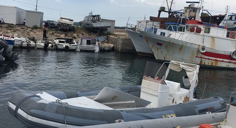 KRIMI EKONOMIK BLLOKON DY GOMONE NE VLORE/ Dyshohet se janë përdorur për veprimtari kriminale, VLERA e tyre shkon…