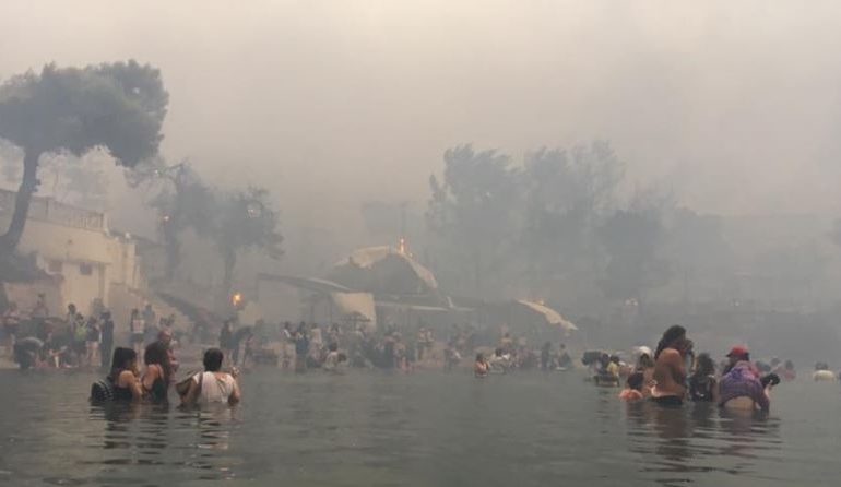 ZJARRET/ Rritet në 91 bilanci i viktimave në Athinë, 25 të zhdukur