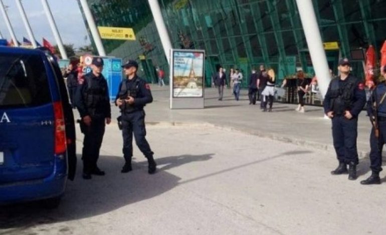 KËRKOHEJ PËR VRASJE/ Si u KAP në Rinas lushnjari 42 vjeçar. Teknika që u përdor për t’i zbuluar mashtrimin