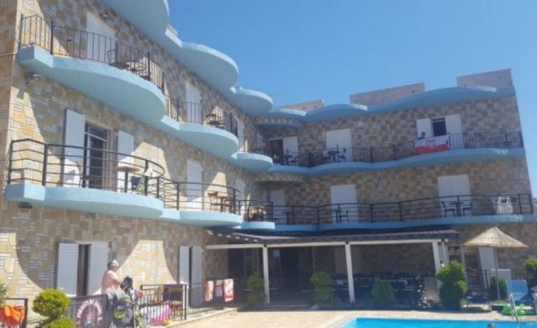 PA KUPONA DHE FATURA/ Drejtoria Tatimore bllokon disa hotele në Sarandë e Ksamil