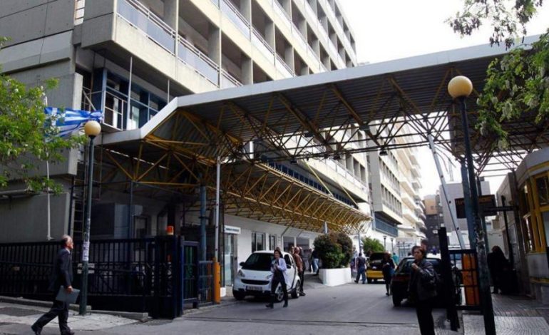 GREQI/ Një tjetër viktimë e zjarrit vdes në spitalin e Athinës, arrin në 87 numri i të vdekurve