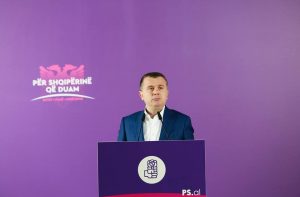 Shtyhet për në shtator Asambleja e PS, Balla kritikon ministrat