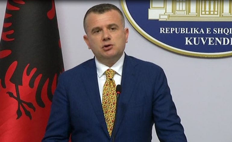 MAGJISTRATURA/ Balla: Opozita le ta shkruajë amendamentin, ne do ta votojmë