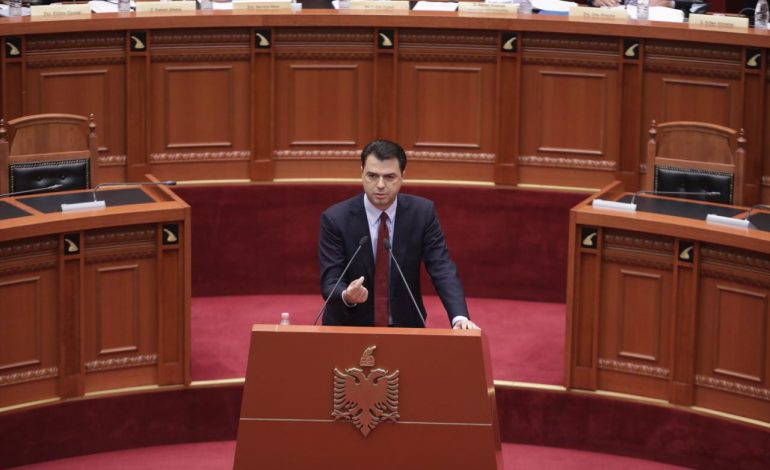 SEANCA PËR TEATRIN/ Basha-Mazhorancës: Jeni të përgjuar nga shërbimet partnere dhe…