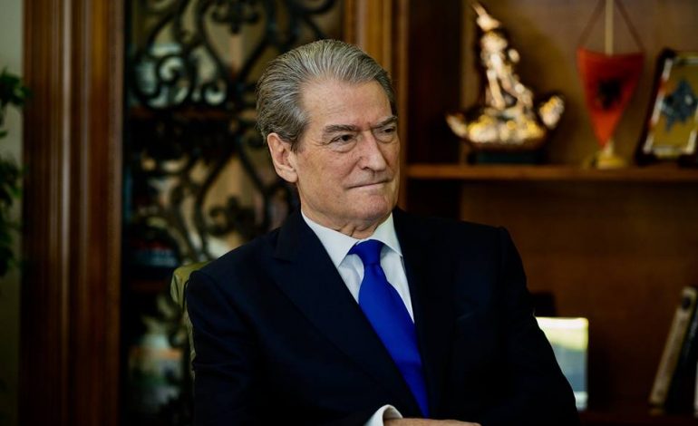 ZJARRET NË ATHINË/ Berisha: Solidarizohemi me popullin grek, ngushëllime viktimave
