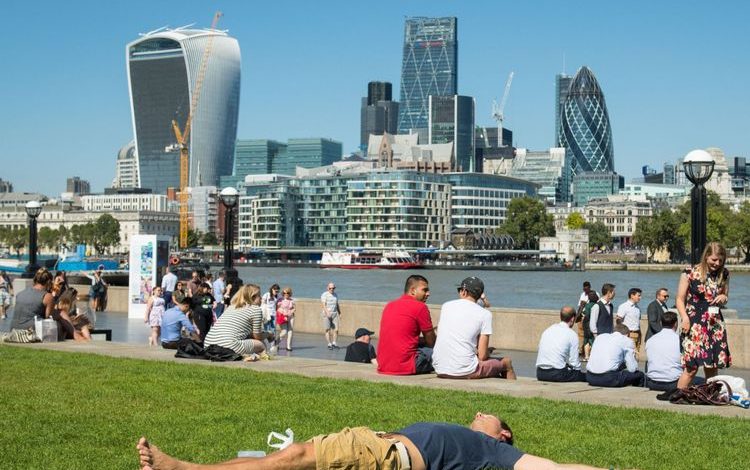 BRITANI E MADHE/ Parashikime pesimiste për temperatura e larta