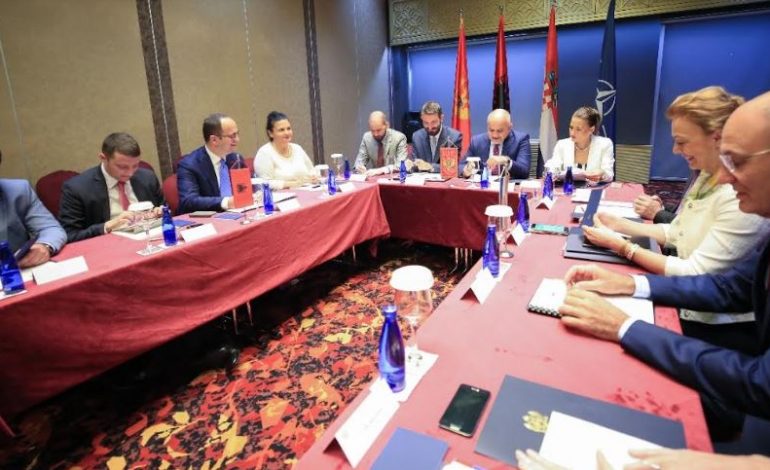 TAKIMI I MINISTRAVE TË JASHTËM/ Bushati në Budva: Procesi i zgjerimit nuk mund të zhvillohet në vakum