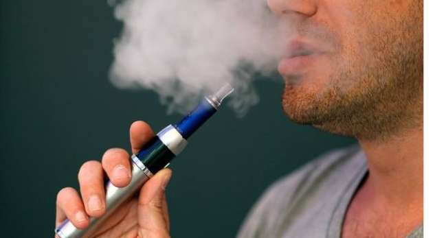 A e dinit dëmin që sjell në organizëm cigarja elektronike?