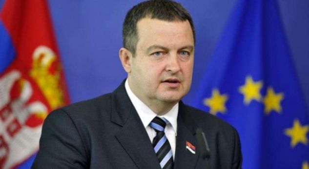 PRESION NDAJ USHTARËVE TË FSK/ Daçiç: Arrestimi i serbëve, bojkot i dialogut