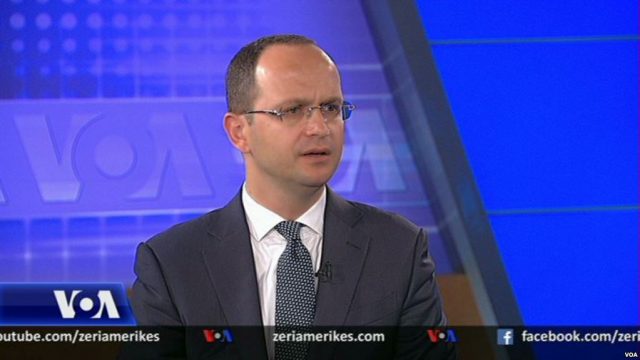 INTERVISTA/ Çështja “ÇAME”, dialogu me Greqinë, integrimi në BE dhe teatri. Ditmir Bushati sqaron “pikat e nxehta”