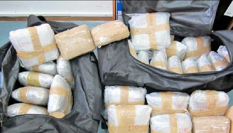 DURRËS/ Sekuestrohen 43 kilogram marijuanë. KAPEN 3 persona, 1 shpallet në kërkim…
