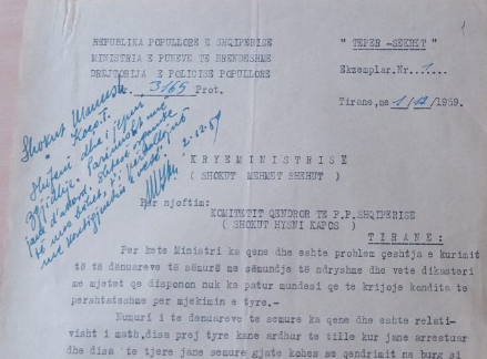 FAKSIMILET/ Kur Kadri Hazbiu i shkruante Mehmet Shehut: Gjendje e rëndë mbi 800 të burgosur të sëmurë