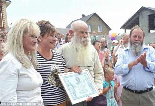 Njihuni me familjen më të madhe në botë, 87-vjeçari ka 346 pasardhës