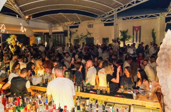 GJAKU “LUMË” NË LOKALIN NË DHËRMI/ Dëshmitari: Laçjani qëlloi, një çift u la në gjak nga xhamat dhe…