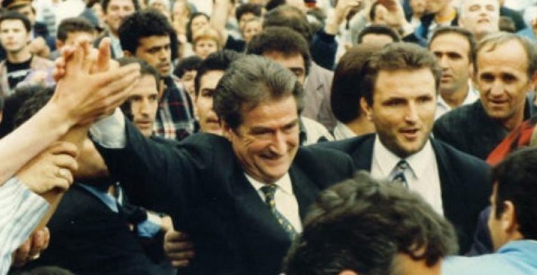 Fatos Klosi: Do dëshmoj, Izet Haxhia u dënua kot. Berisha duhej marrë si “çeçua” për të treguar ato që dinte
