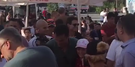FINALJA NË SHESHIN “SKENDERBEJ”/ “Lali Eri” ndjek SUPER NDESHJEN me tifozat… (VIDEO)