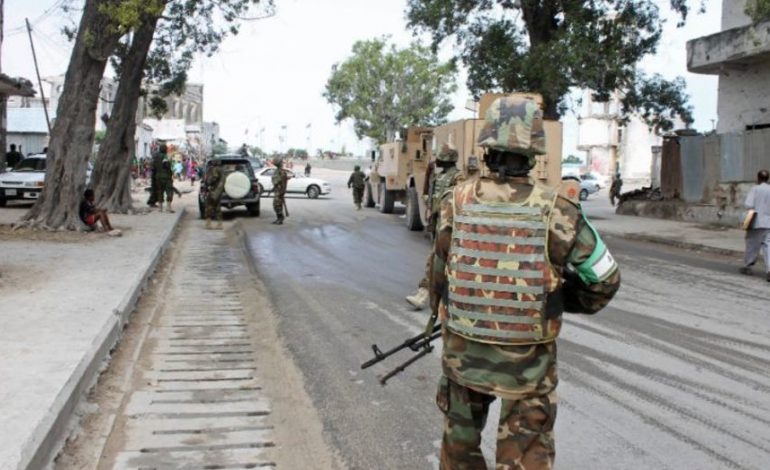 Sulm me makinë bomb afër pallatit presidencial në Somali, raportohen 6 të vdekur