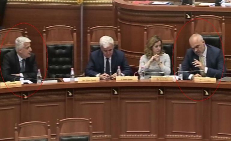 PËRPLASJA PËR TEATRIN/ Majko ofroi dorëheqjen. Një “telefonatë”…