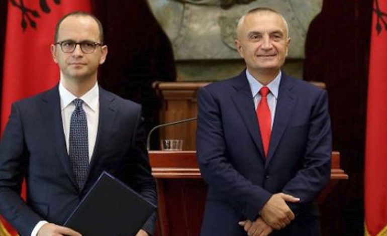 ÇELJA E NEGOCIATAVE NË 2019/ Meta “përplaset” me Bushatin për paktin detar. Presidenti kërkon…