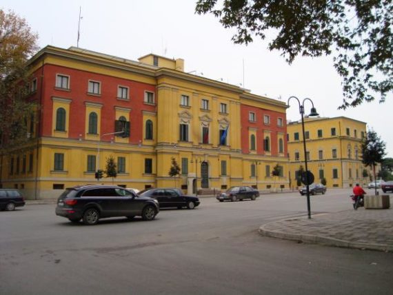 Incidenti me inspektorin tatimor, Ministria e Financave: DENOJME DHUNEN! Ja si ndodhi ngjarja