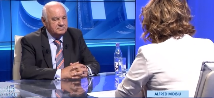 DEBATET NË KUVEND/ Ish presidenti Moisiu zbulon bisedën me kryeministrin e kohës: Na thonë ata poshtë…