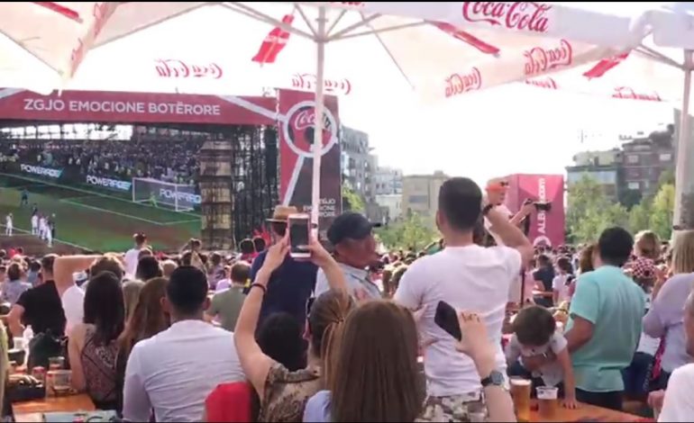 FINALJA NË SHESHIN “SKENDERBEJ”/ Momenti kur Franca kalon në avantazh me PENALLTINË… (VIDEO)