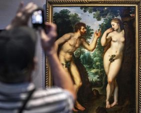 “Facebook” nuk bën dallimin mes artit dhe pornografisë, censuron pikturat e…