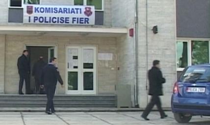 NDODH NË FIER/ 32 vjeçari i vjedh MOTRËS paratë. Kapet në flagrancë nga Policia