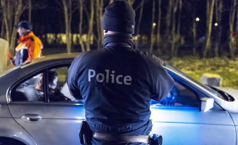 Nis hetimi për policin francez, qëlloi me armë 22-vjeçarin