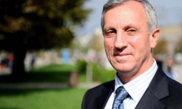 Ish-kryetari i Gjilanit lirohet nga akuza e dyfishtë, nënshkroi marrëveshje...