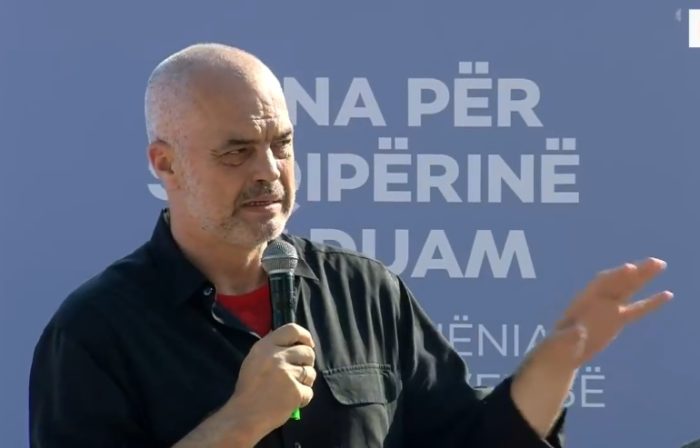 MBETUR NGA VITI 2011/ Kryeministri publikon projektin për “Nyjen e Milotit” dhe uron… (VIDEO)