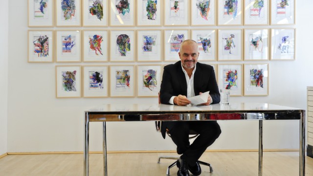 Media GJERMANE shkruan: Edi Rama lider me vizion, artist i pasionit dhe suksesit… (FOTO)