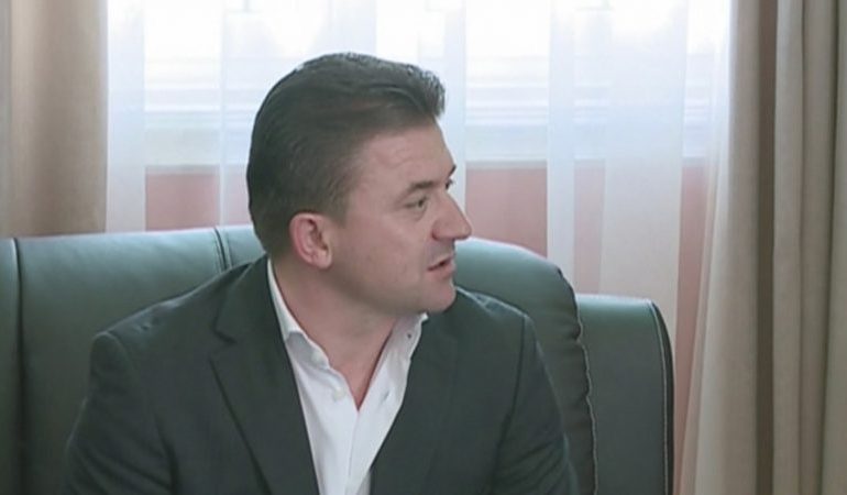“FALSIFIKOI FORMULARIN E DEKRIMINALIZIMIT”/ Elvis Roshi: E bëra për shkak të NEGLIZHENCËS por…