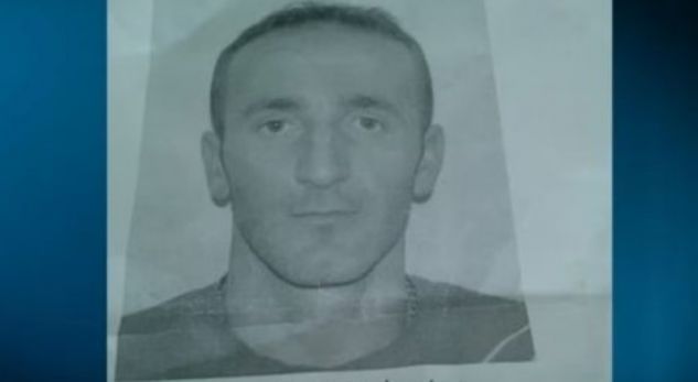 E VRANE DHE E GROPOSEN/ Hysa u “HOQ QAFE” për 50 kg kanabis. Autorët e “varrosën” në parcelë droge, i vodhën eurot, flori dhe Rolex