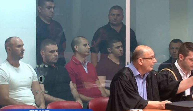 BANDA E EMILJANO SHULLAZIT/ Pretenca e gjyqit shtyhet sërish. Caktohet data 24 korrik