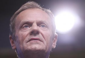 Tusk i përgjigjet Trump-it: SHBA dhe BE, miq. Kushdo thotë të kundërtën, përhap lajme të rreme…